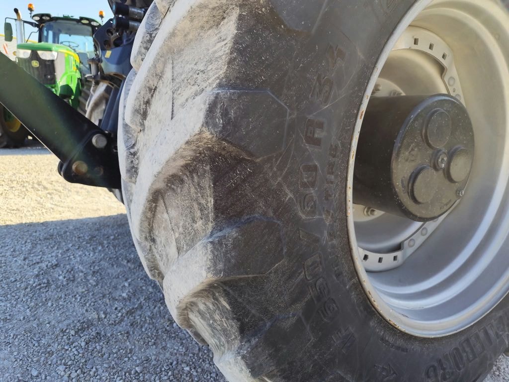 Tracteur CASE IH OPTUM 270 CVX - photo slide 9