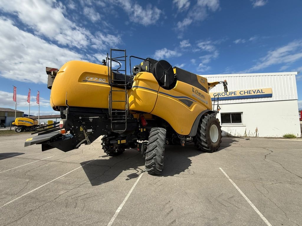 Moissonneuse NEW HOLLAND CX 7.90 - photo slide 4