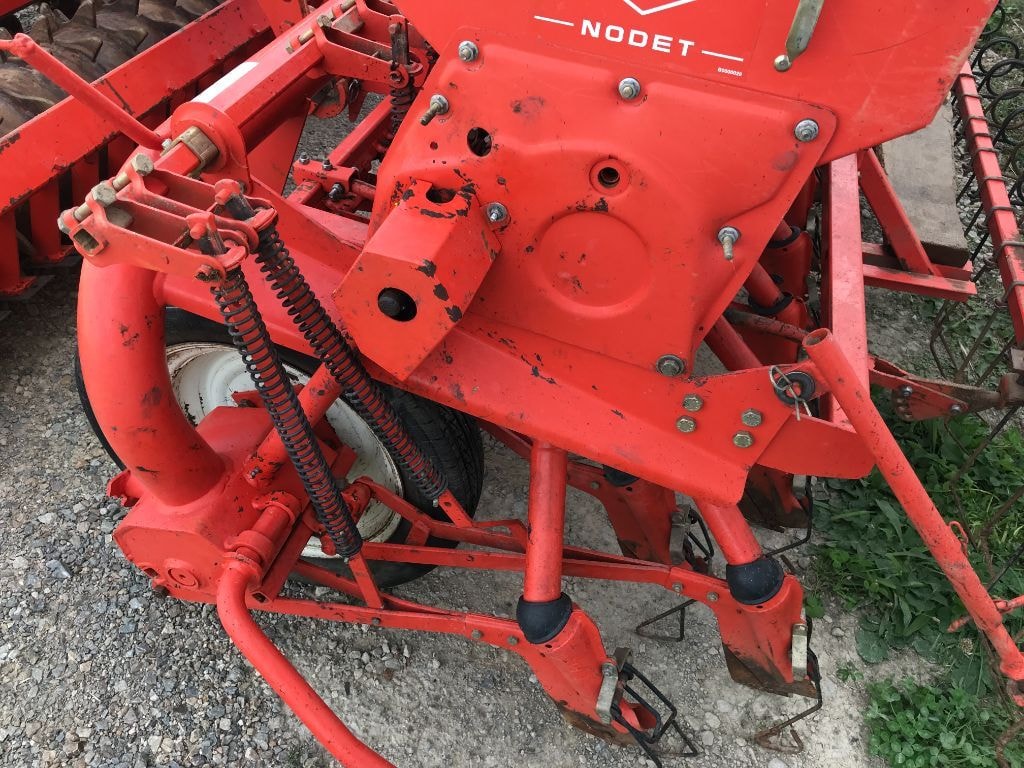Herse rotative KUHN HRB 302 - photo slide 22