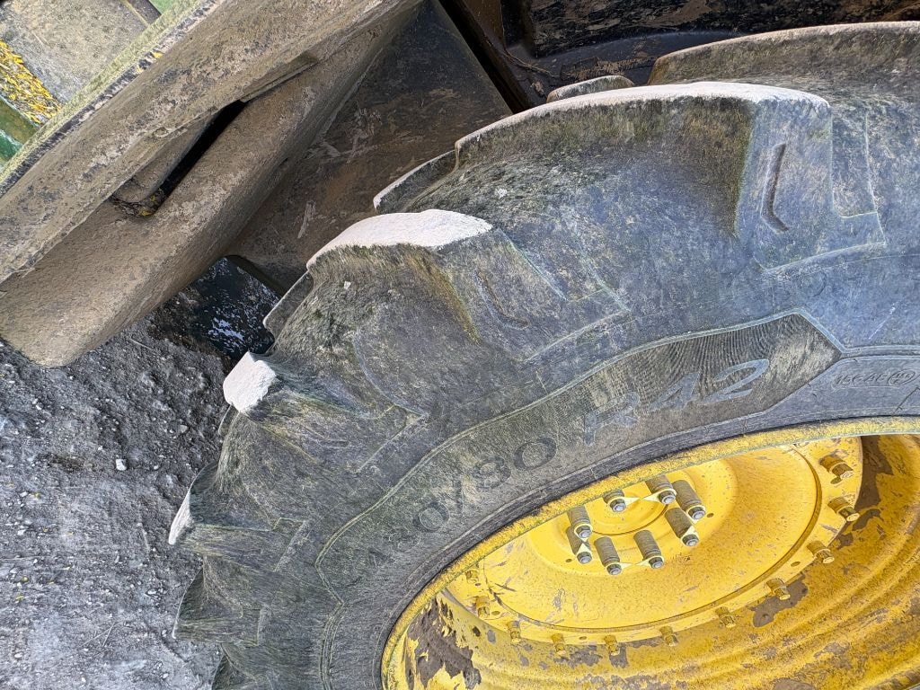 Tracteur JOHN DEERE 6155R - photo slide 12
