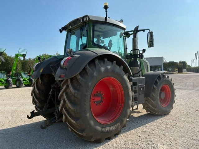 Tracteur FENDT 828 S4 PROFI + - photo slide 3