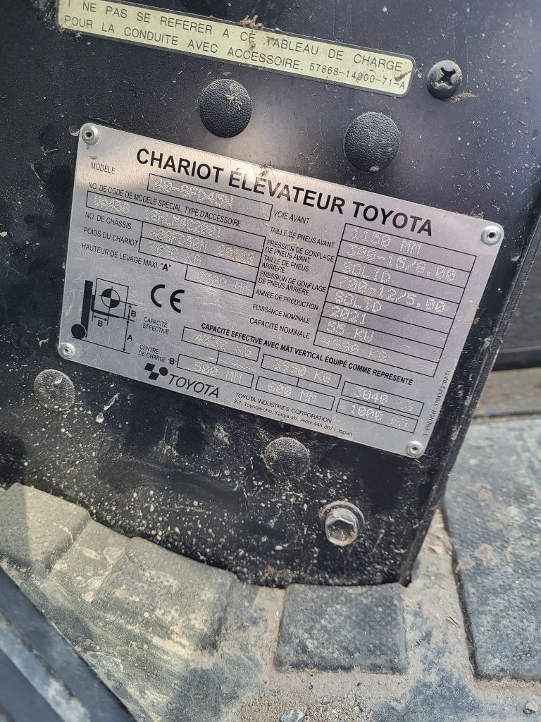 Chariot élévateur TOYOTA 8FD45N - photo slide 2
