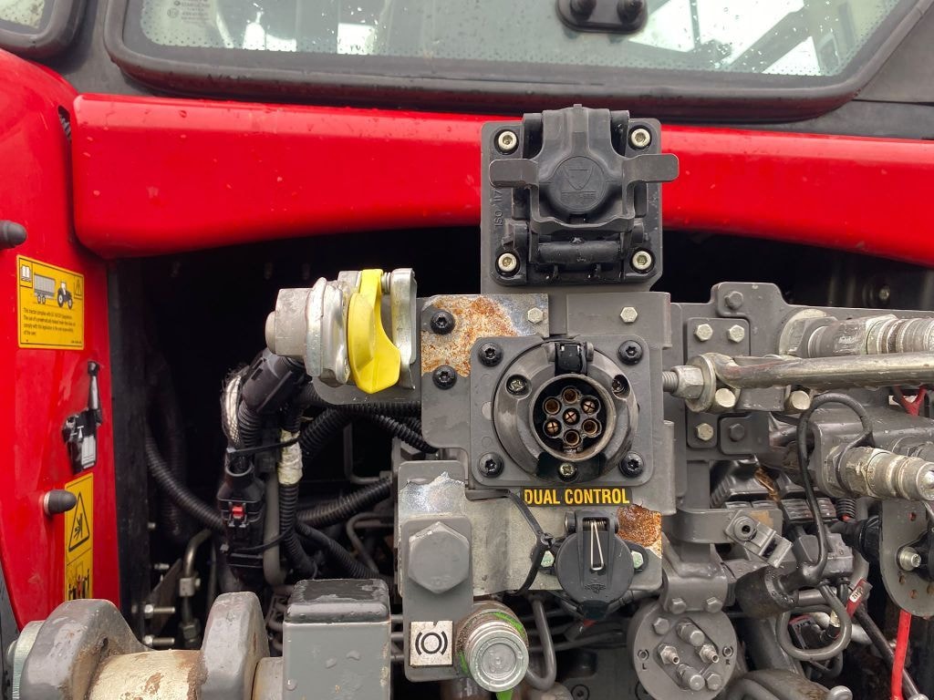 Tracteur MASSEY FERGUSON 7716S DYNA-VT EXCLUSIVE - photo slide 22