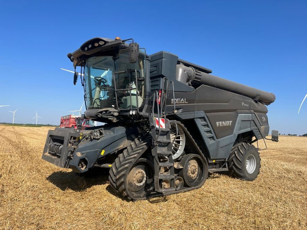 Moissonneuse FENDT IDEAL 9 T - photo slide 1