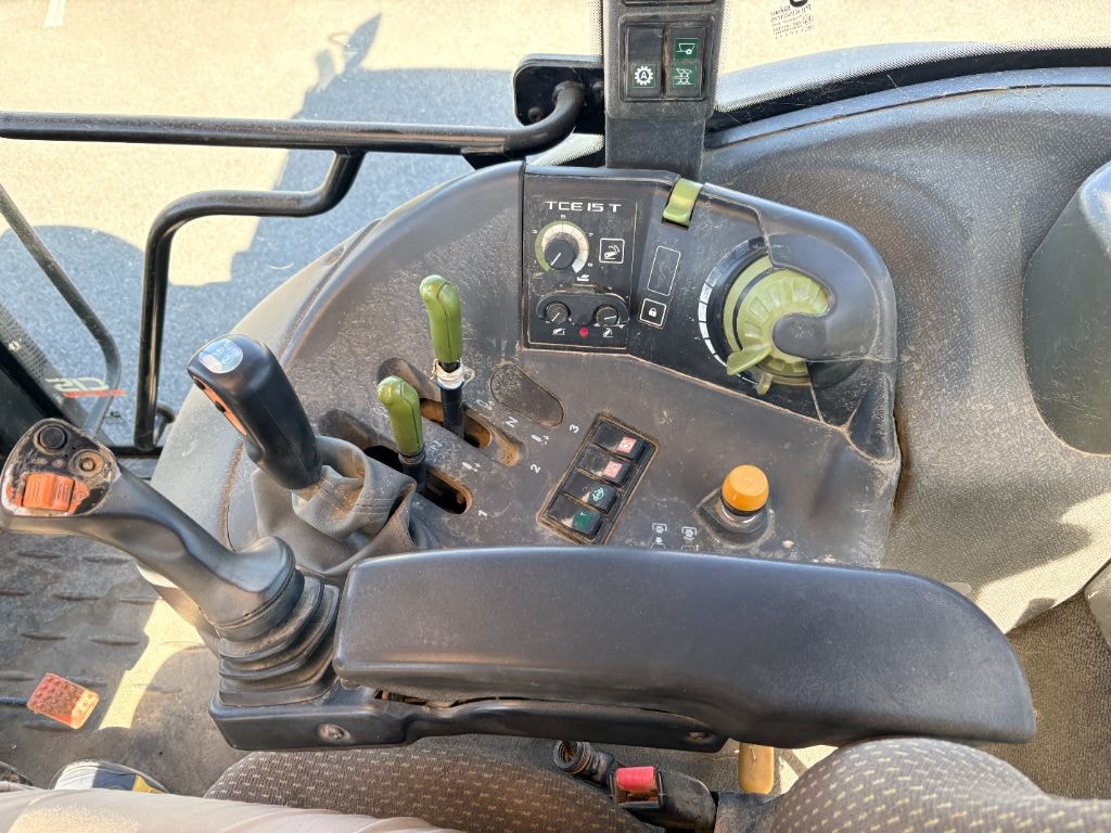 Tracteur CLAAS ARION 430 CIS - photo slide 12