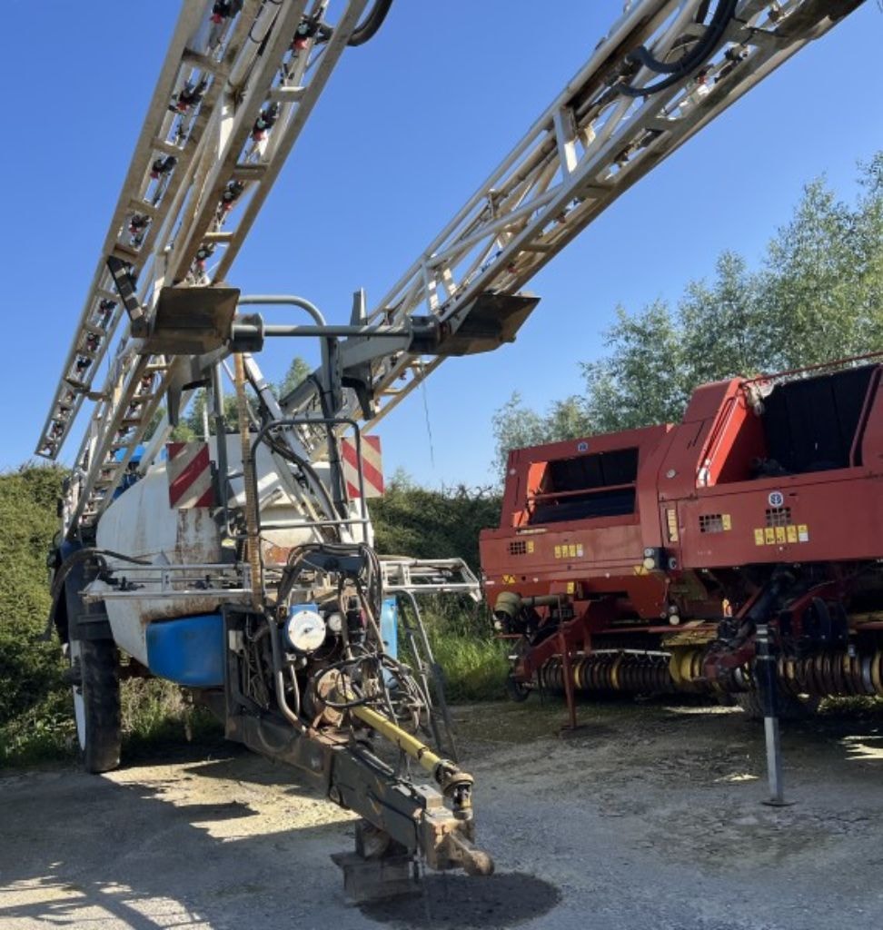 Pulverisateur EVRARD METEOR 5400 - photo slide 9
