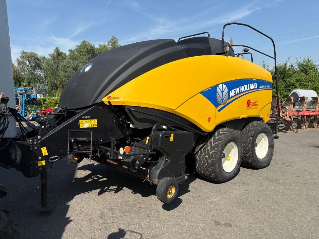 Presse haute densite NEW HOLLAND 1290 - photo slide 25