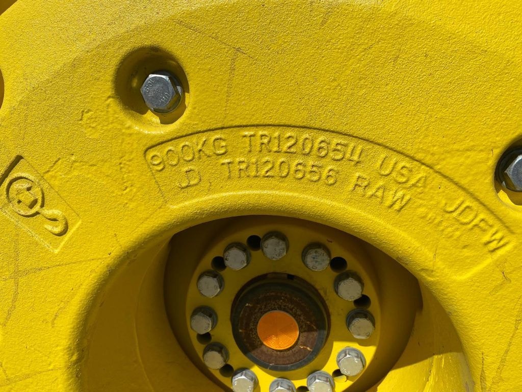 Tracteur JOHN DEERE 8R 370 - photo slide 13