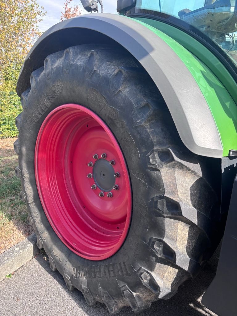 Tracteur FENDT 720 - photo slide 4