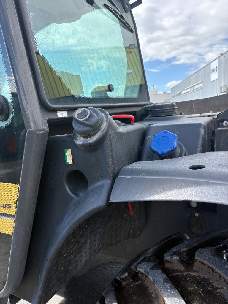 Telescopique NEW HOLLAND TH7.42 plus - photo slide 29