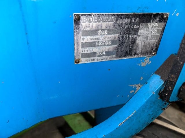 Tracteur enjambeur BOBARD 808 - photo slide 4