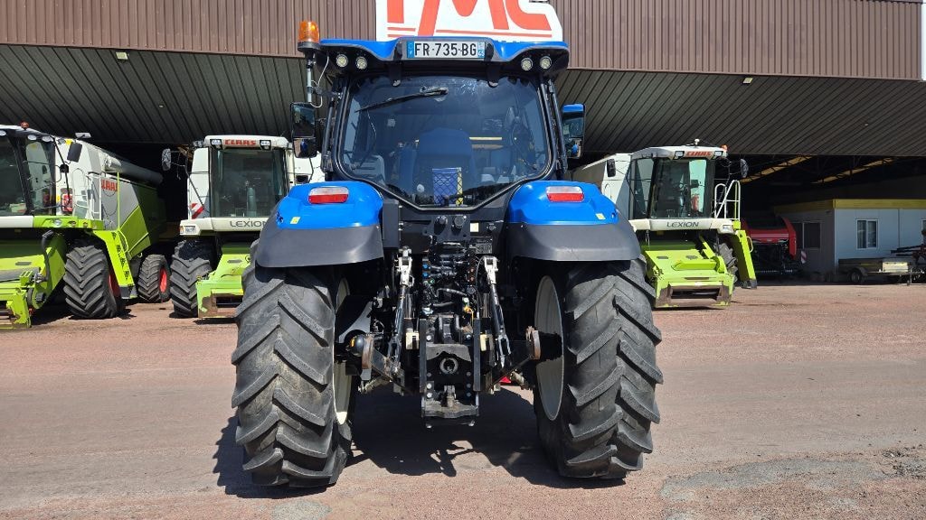 Tracteur NEW HOLLAND T6.145 AC - photo slide 23