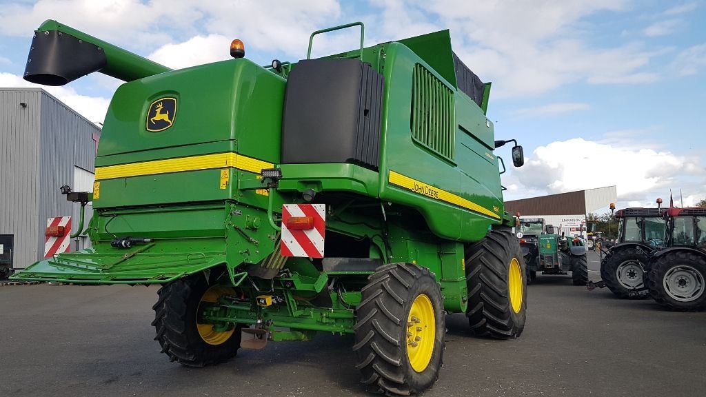 Moissonneuse JOHN DEERE T660 HM 4RM - photo slide 38