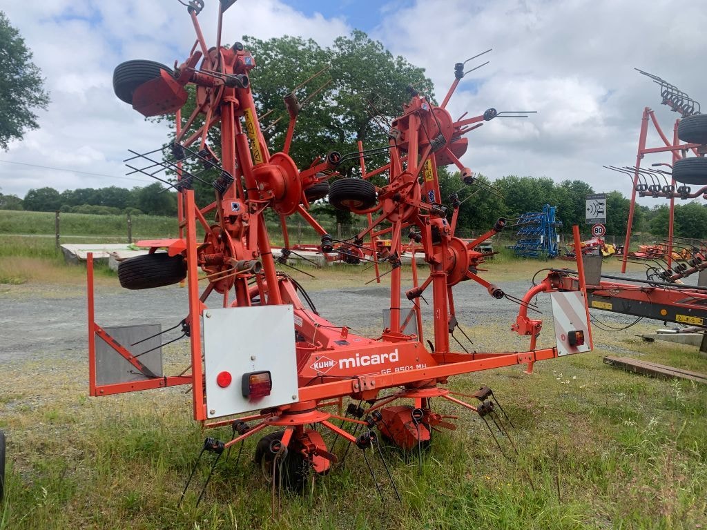 Faneuse KUHN GF8501mh - photo slide 3