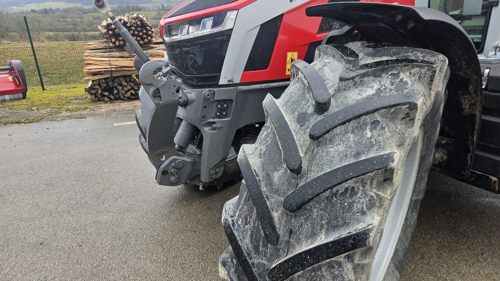 Tracteur MASSEY FERGUSON 5S.145 - photo slide 9
