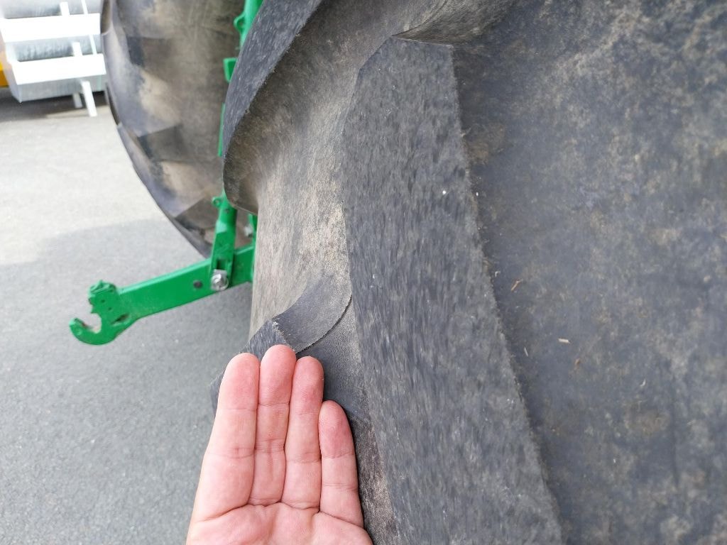 Tracteur JOHN DEERE 6R215 - photo slide 11