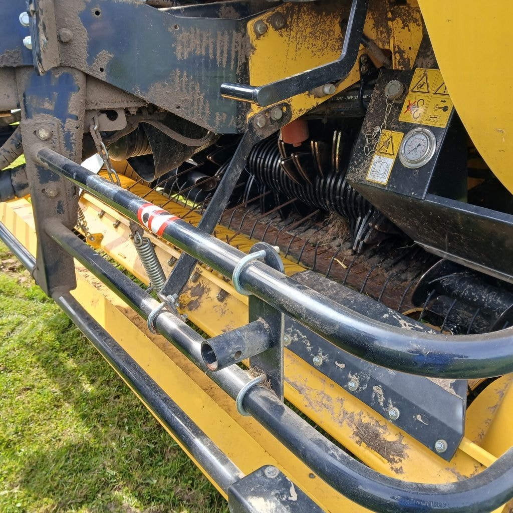Presse enrubanneuse NEW HOLLAND ROLLBALER 125 combi - photo slide 3