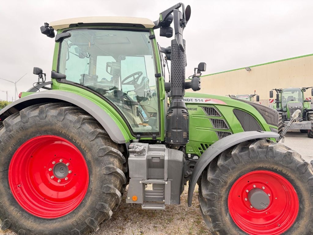 Tracteur FENDT 514 VARIO POWER - photo slide 12