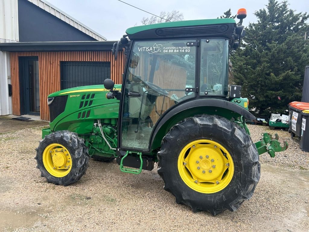 Tracteur fruitier JOHN DEERE 5090GF - photo slide 3