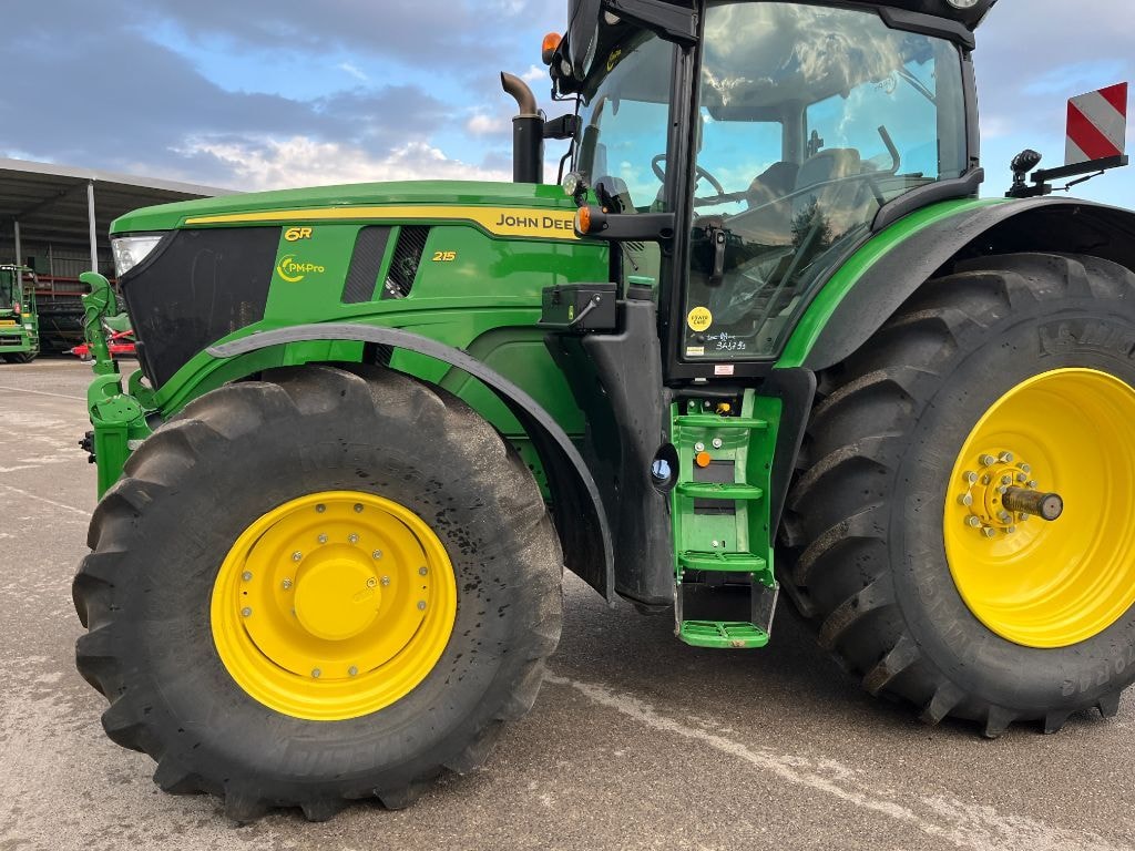Tracteur JOHN DEERE 6R 215 - photo slide 7