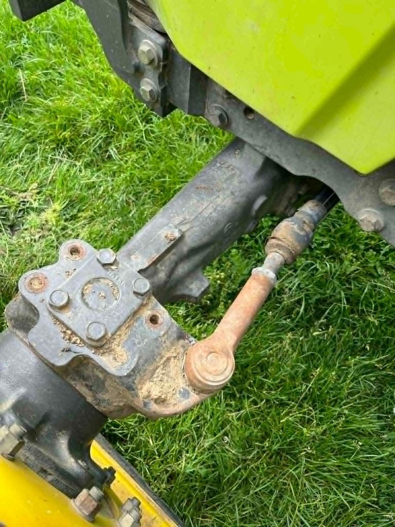 Tracteur CLAAS AXOS 340 - photo slide 15