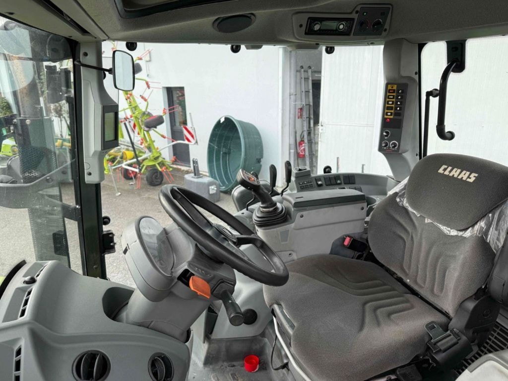 Tracteur CLAAS ARION 420 MUNICIPALIT - photo slide 17