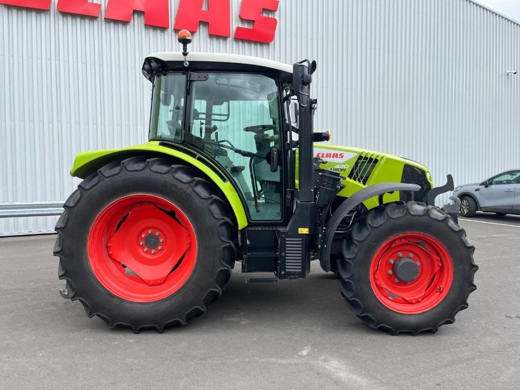 Tracteur CLAAS Arion 420  - photo slide 8