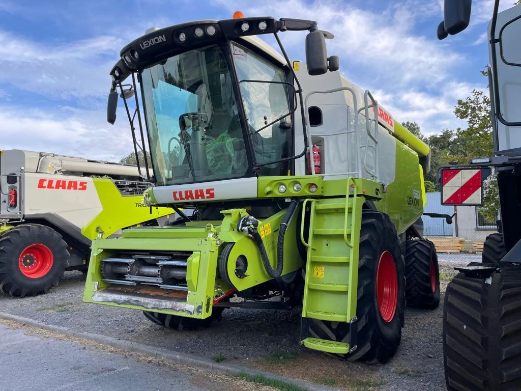 Moissonneuse CLAAS LEXION 650 - photo slide 2