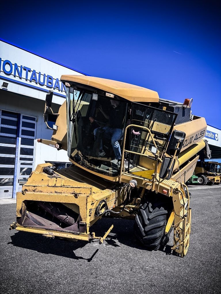 Moissonneuse NEW HOLLAND AL 59 Collina plus  - photo slide 25