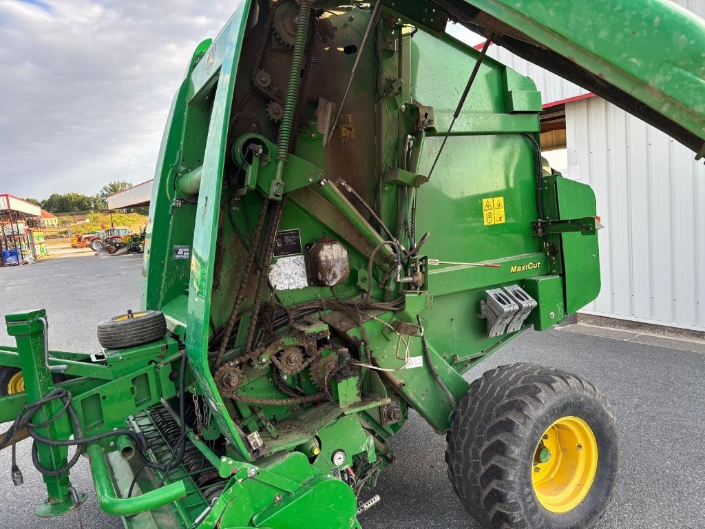 Presse balles rondes JOHN DEERE 864 MAXICUT 13 COUTEAUX - photo slide 10