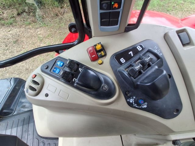 Tracteur MASSEY FERGUSON 7718S DYNA 6 - photo slide 16
