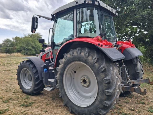 Tracteur MASSEY FERGUSON 5S 125 - photo slide 7