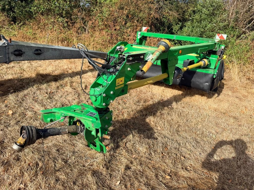Faucheuse conditionneuse JOHN DEERE 1365 - photo slide 2