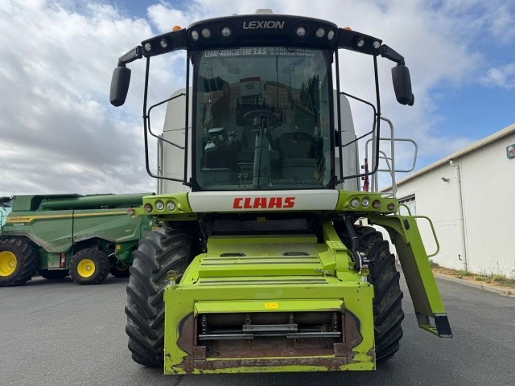 Moissonneuse CLAAS LEXION 740 - photo slide 8