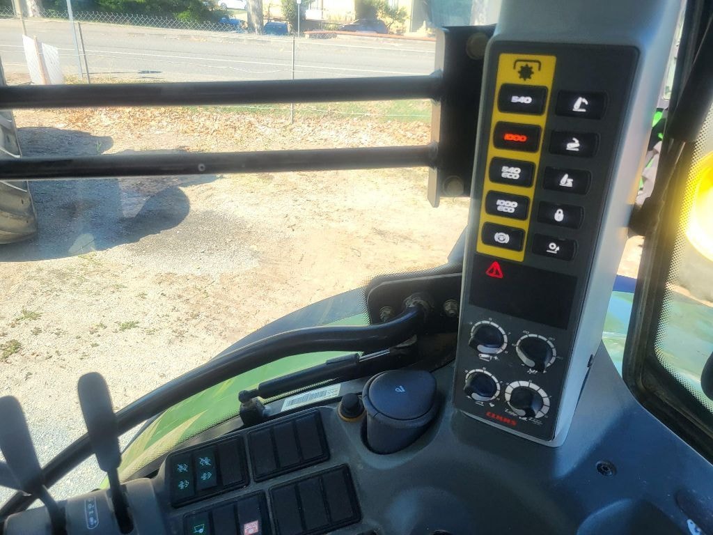 Tracteur CLAAS ARION 650 CIS - photo slide 15