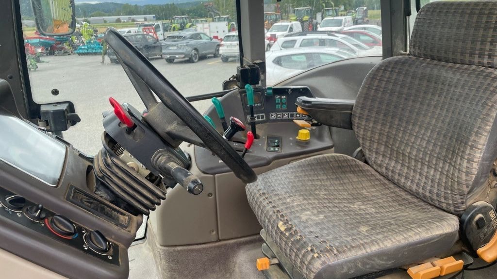 Tracteur RENAULT ARES 620 RZ - photo slide 7