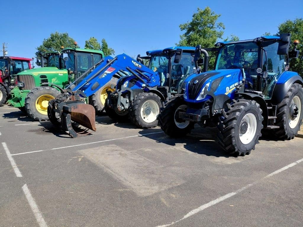 Tracteur chargeur NEW HOLLAND T5.110 - photo slide 10