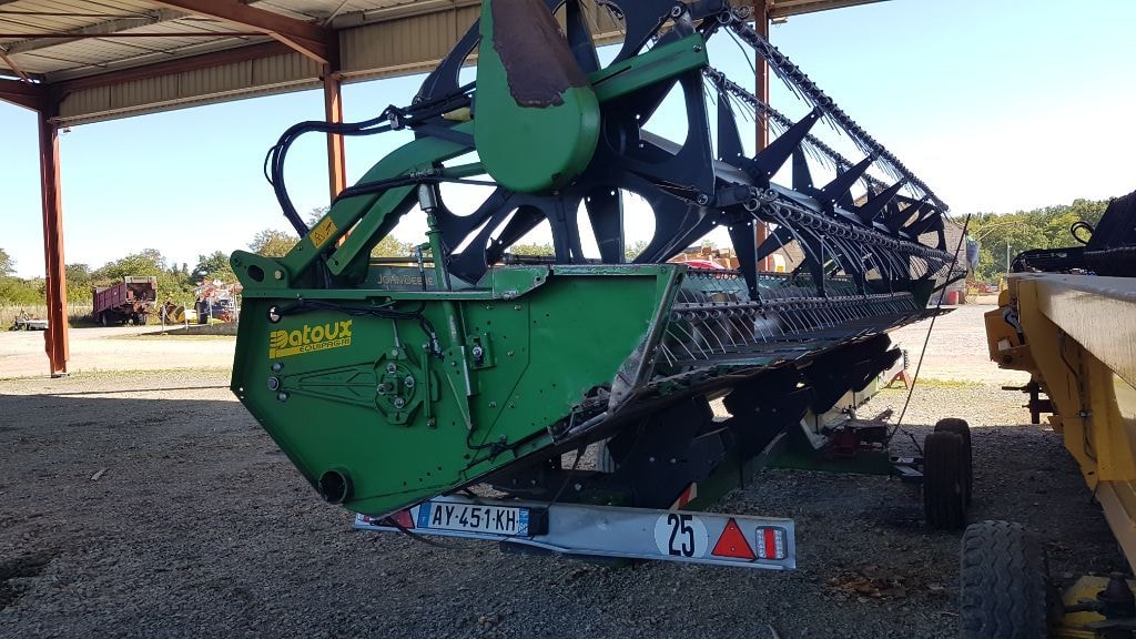 Moissonneuse JOHN DEERE C670 - photo slide 23