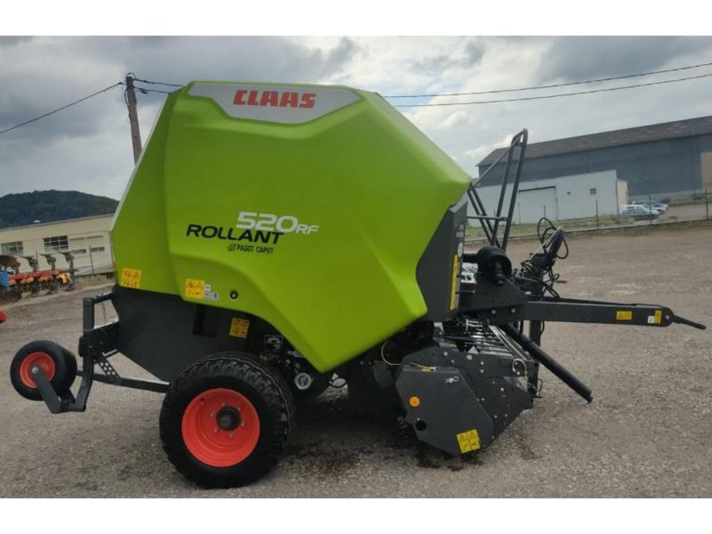 Presse balles rondes CLAAS rollant 520  - photo slide 2
