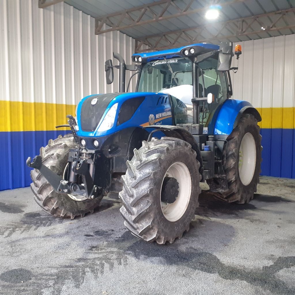 Tracteur NEW HOLLAND T7.195s - photo slide 1