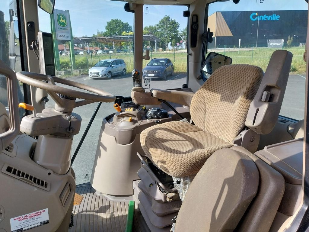 Tracteur JOHN DEERE 6100M - photo slide 5