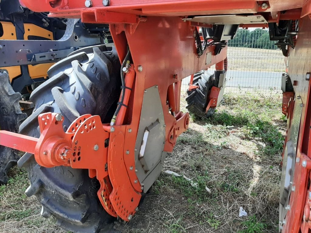 Tracteur enjambeur VERMANDE MR 1135 - photo slide 13