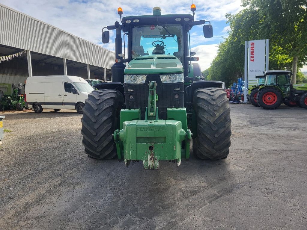 Tracteur JOHN DEERE 8320R - photo slide 2