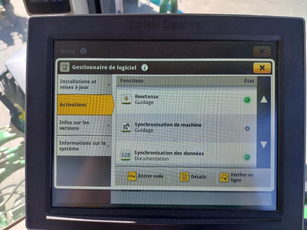 Tracteur JOHN DEERE 8R310 - photo slide 22