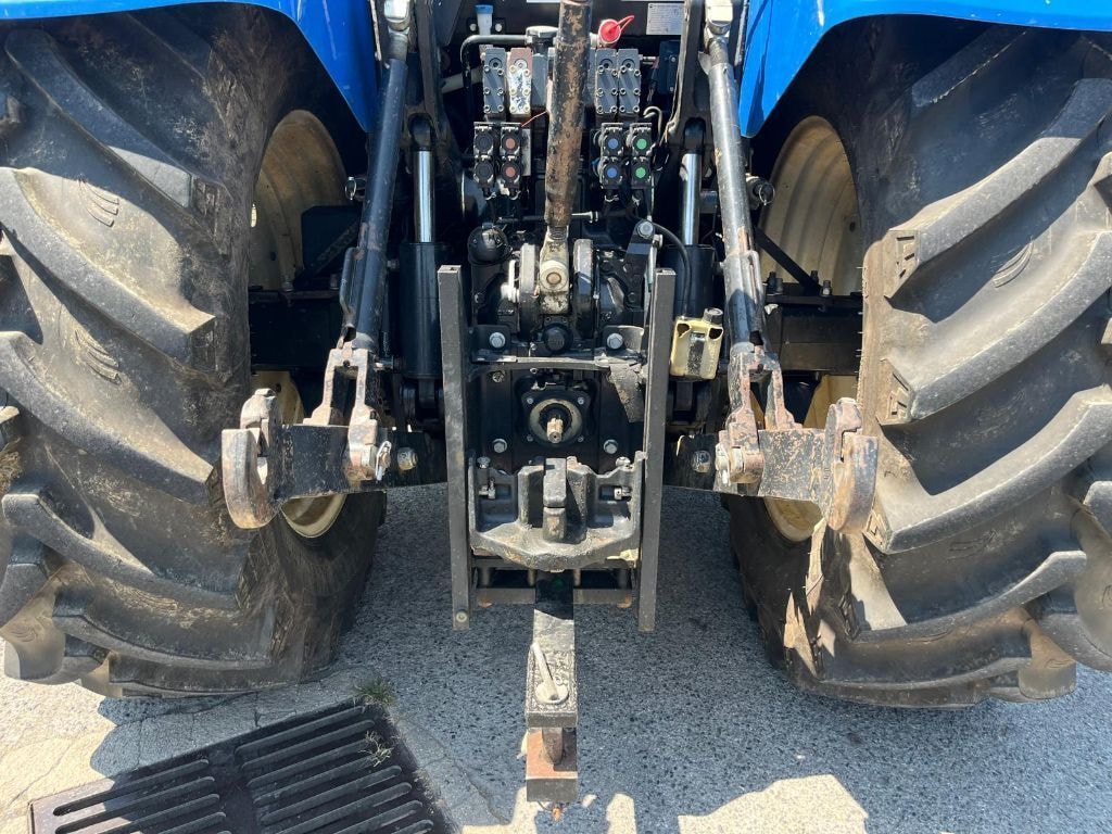 Tracteur NEW HOLLAND T7.245 - photo slide 10