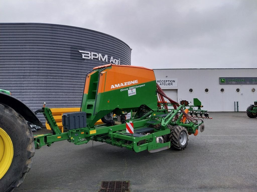 Semoir simplifié AMAZONE Cirrus 3003 compact - photo slide 1