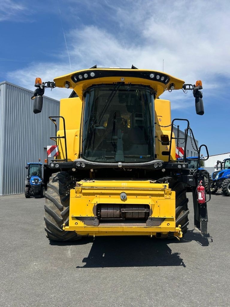 Moissonneuse NEW HOLLAND CR 7.90 REVELATION - photo slide 6