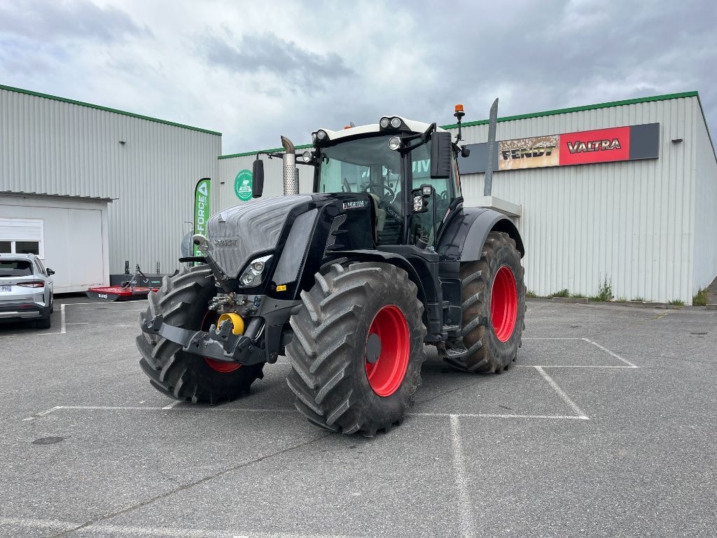 Tracteur FENDT 824 VARIO PROFI + - photo slide 1