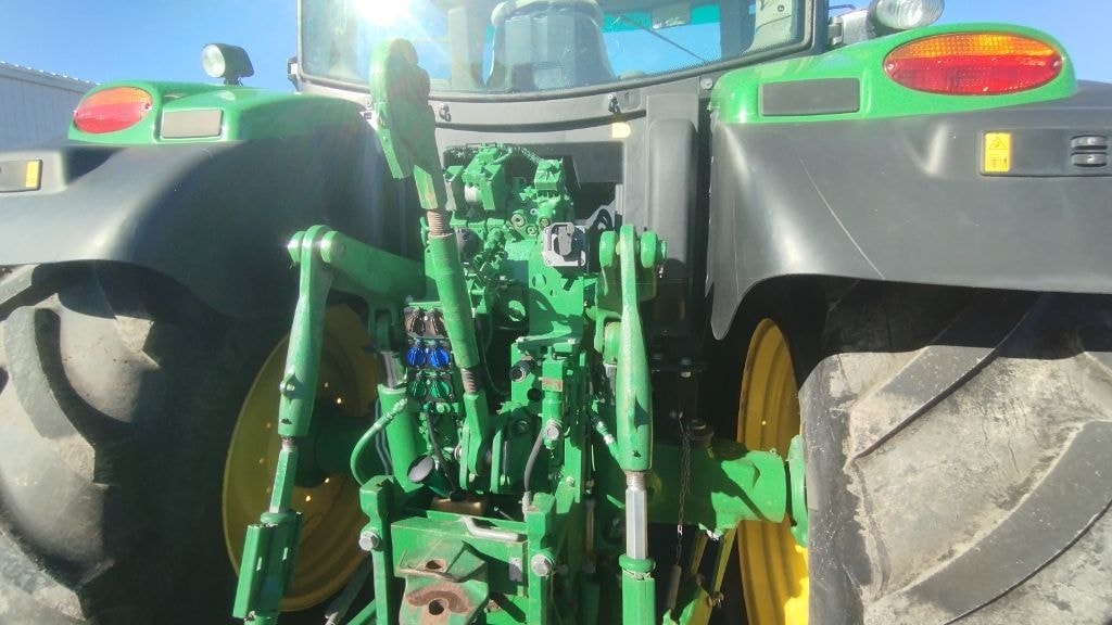 Tracteur JOHN DEERE 6145R - photo slide 35