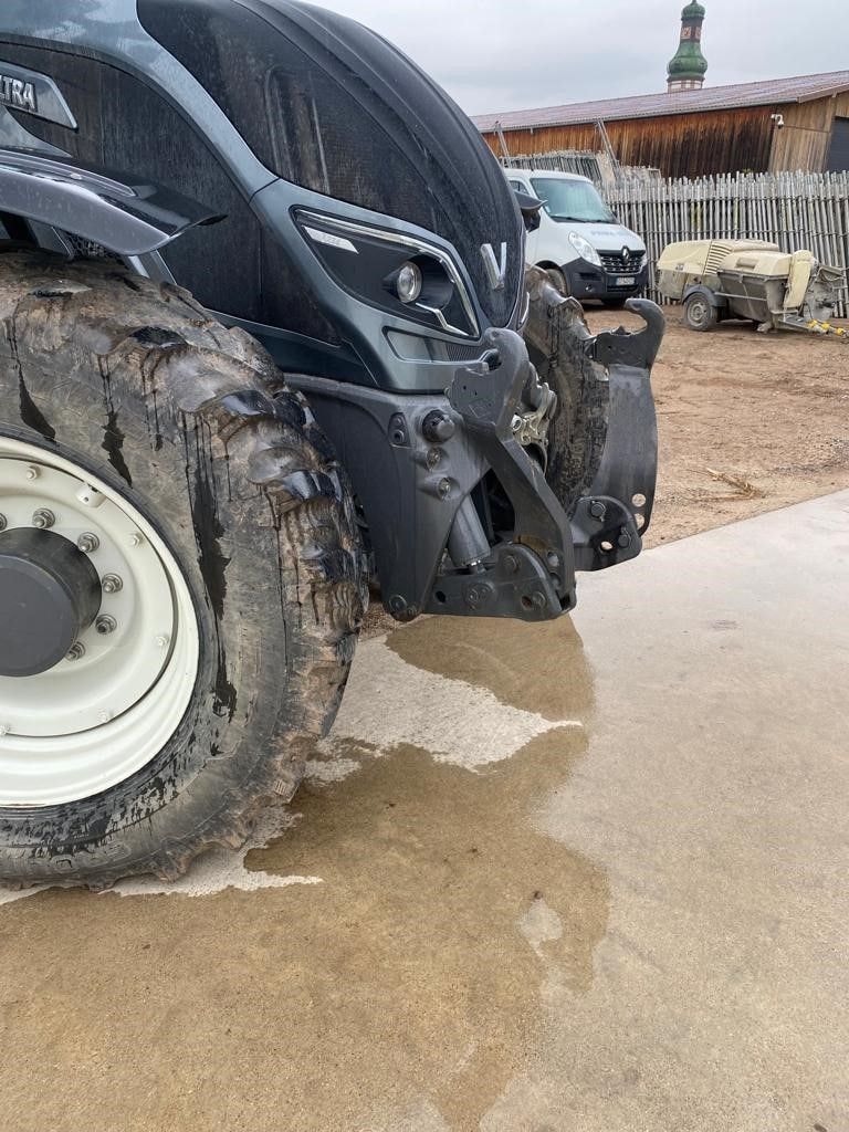 Tracteur VALTRA T234 - photo slide 3
